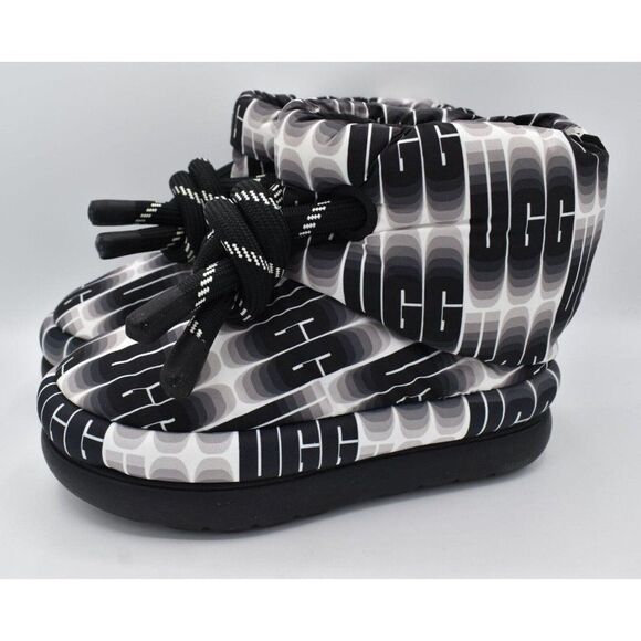 UGG Womens Size 7 Classic Maxi Black White Wave UGGPlush Wool Blend Short Boots - Picture 2 of 13